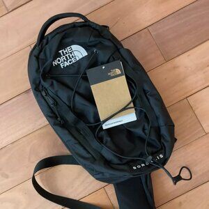 The North Face Borealis Sling TNF Black New With Tags Crossbody